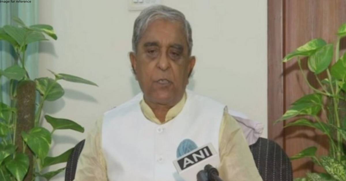 BJP MP Harnath Singh Yadav calls out SP for fielding Akhilesh Yadav's wife at Mainpuri seat